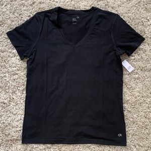 GapFit black T-shirt. Size large. NWT.